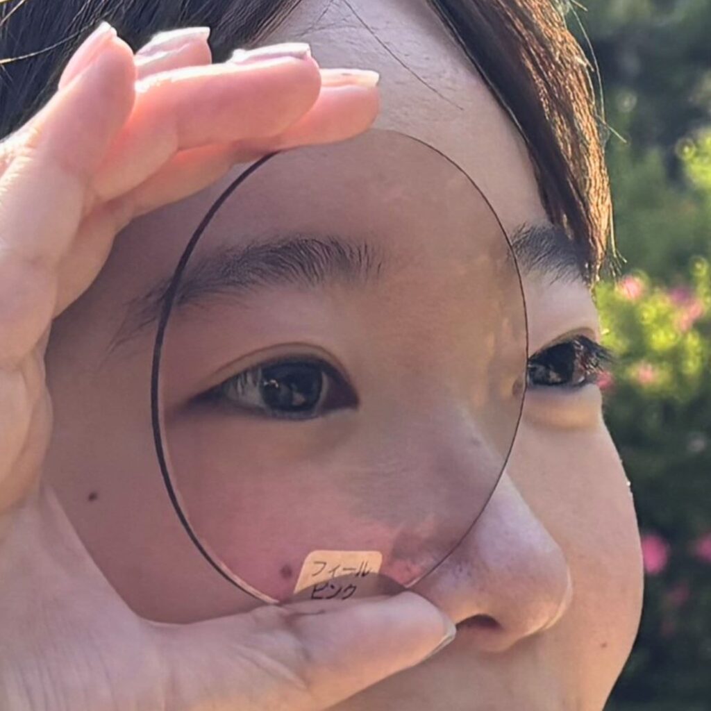 フィールピンクの対面した時の見られ方の写真。